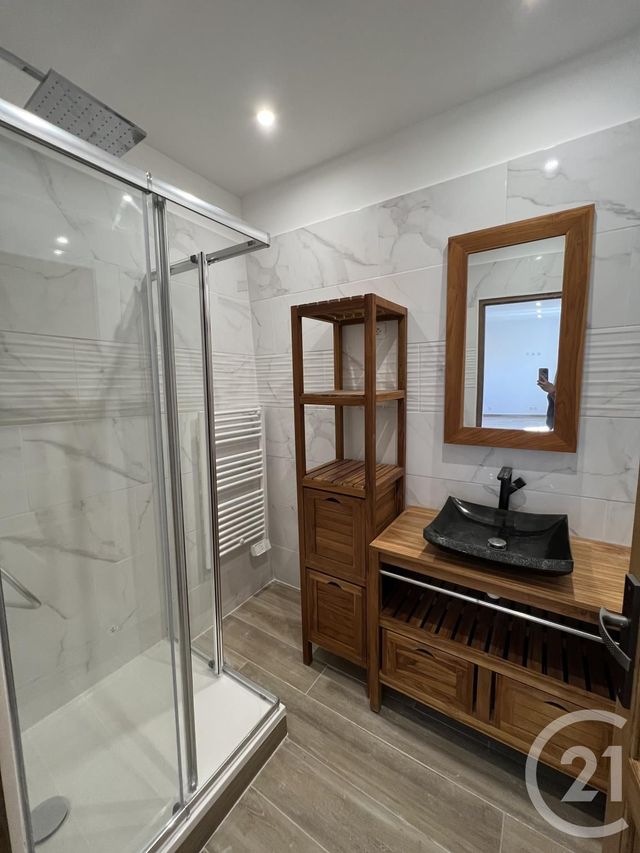 Appartement F3 à louer - 3 pièces - 74,35 m2 - Montfermeil - 93 - ILE-DE-FRANCE