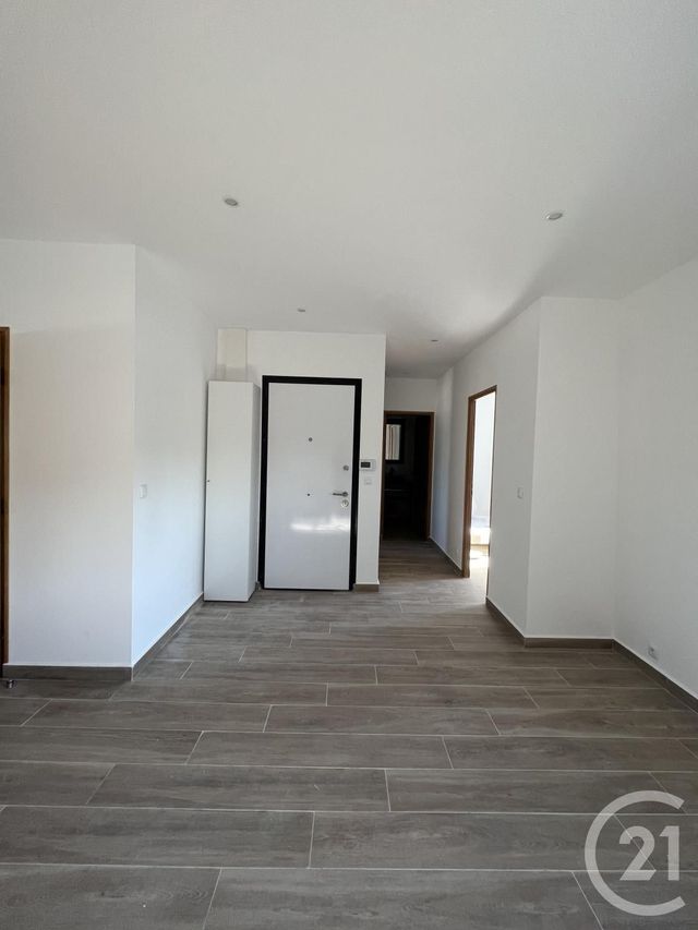 Appartement F3 à louer - 3 pièces - 74,35 m2 - Montfermeil - 93 - ILE-DE-FRANCE