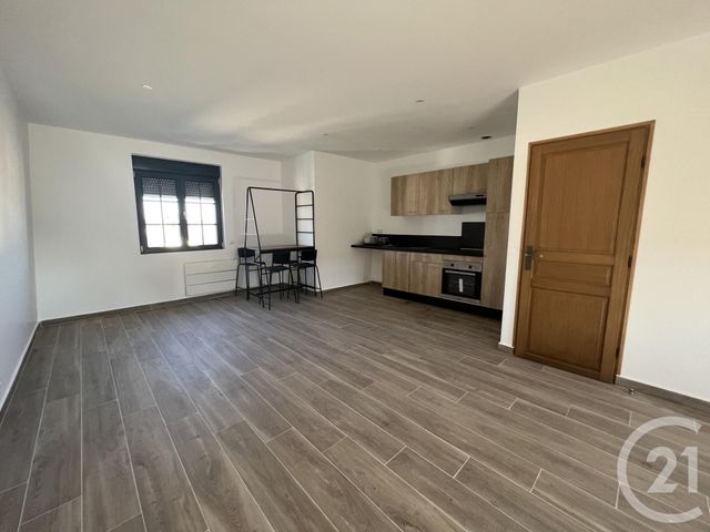 Appartement F3 à louer - 3 pièces - 74,35 m2 - Montfermeil - 93 - ILE-DE-FRANCE