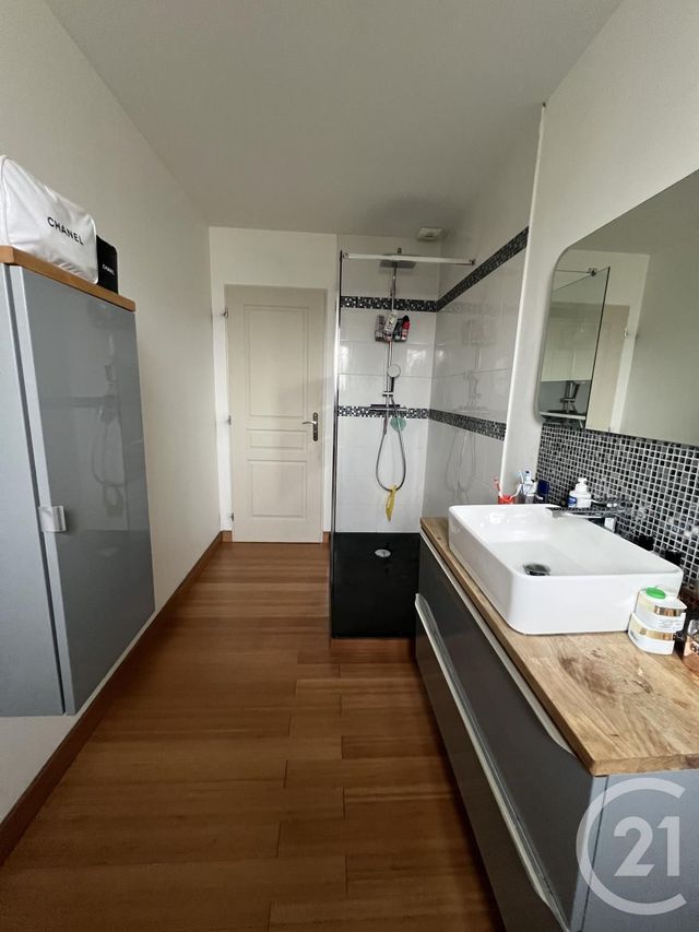 Maison &agrave; louer - 6 pi&egrave;ces - 101,27 m2 - Coubron - 93 - ILE-DE-FRANCE