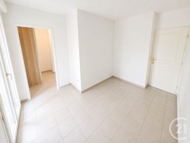 Appartement F3 &agrave; vendre - 3 pi&egrave;ces - 66,84 m2 - Livry Gargan - 93 - ILE-DE-FRANCE