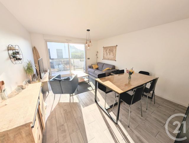 Appartement F3 &agrave; vendre - 3 pi&egrave;ces - 65 m2 - Livry Gargan - 93 - ILE-DE-FRANCE