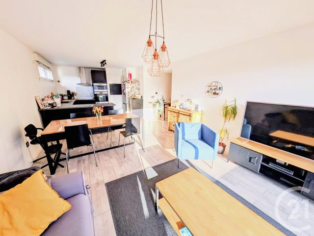 Appartement F3 &agrave; vendre - 3 pi&egrave;ces - 65 m2 - Livry Gargan - 93 - ILE-DE-FRANCE