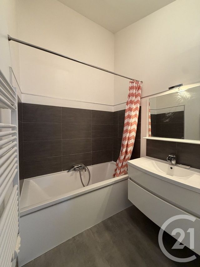 Appartement F2 &agrave; louer - 2 pi&egrave;ces - 45 m2 - Villeparisis - 77 - ILE-DE-FRANCE