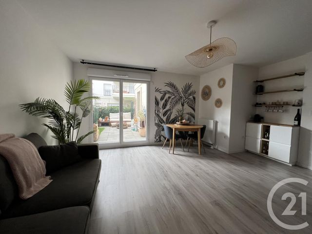 Appartement F3 &agrave; louer - 3 pi&egrave;ces - 62,78 m2 - Chelles - 77 - ILE-DE-FRANCE