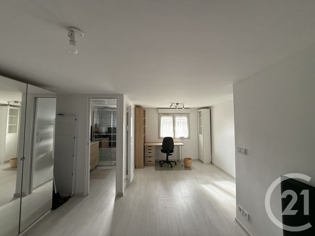 Appartement F2 &agrave; louer - 2 pi&egrave;ces - 48,41 m2 - Livry Gargan - 93 - ILE-DE-FRANCE