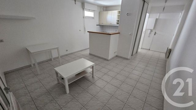 Appartement Studio &agrave; vendre - 1 pi&egrave;ce - 25 m2 - Livry Gargan - 93 - ILE-DE-FRANCE