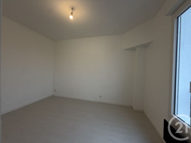 Appartement F2 &agrave; louer - 2 pi&egrave;ces - 26,12 m2 - Livry Gargan - 93 - ILE-DE-FRANCE