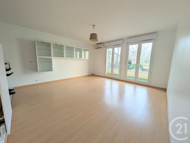 Appartement &agrave; vendre - 2 pi&egrave;ces - 52 m2 - Livry Gargan - 93 - ILE-DE-FRANCE