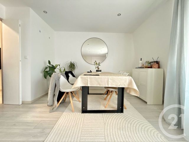 Appartement F3 &agrave; vendre - 3 pi&egrave;ces - 68,82 m2 - Livry Gargan - 93 - ILE-DE-FRANCE