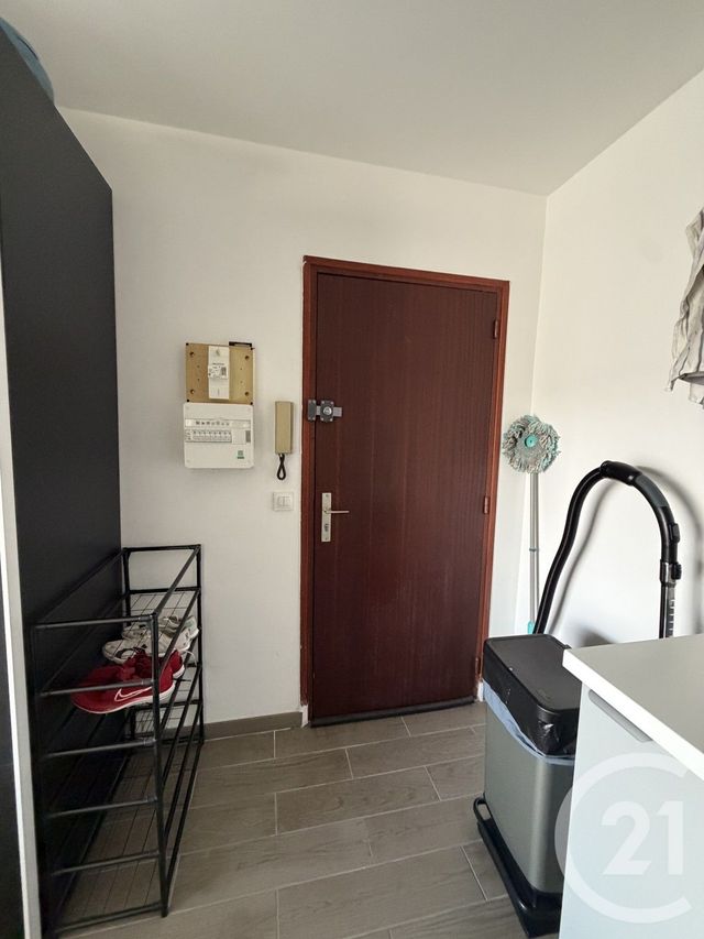 Appartement F1 &agrave; louer - 1 pi&egrave;ce - 24,04 m2 - Villeparisis - 77 - ILE-DE-FRANCE