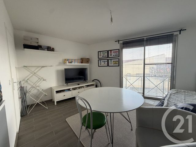 Appartement F1 &agrave; louer - 1 pi&egrave;ce - 24,04 m2 - Villeparisis - 77 - ILE-DE-FRANCE