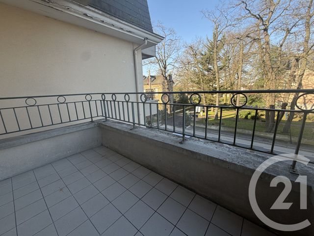 Appartement F3 &agrave; louer - 3 pi&egrave;ces - 55,84 m2 - Livry Gargan - 93 - ILE-DE-FRANCE