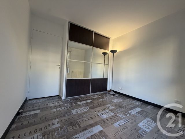 Appartement F2 &agrave; louer - 2 pi&egrave;ces - 44,87 m2 - Livry Gargan - 93 - ILE-DE-FRANCE