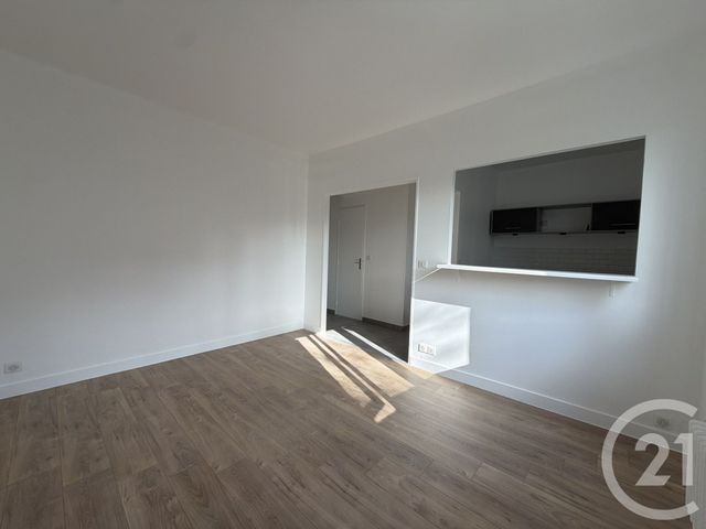 Appartement F2 &agrave; louer - 2 pi&egrave;ces - 37,61 m2 - Livry Gargan - 93 - ILE-DE-FRANCE