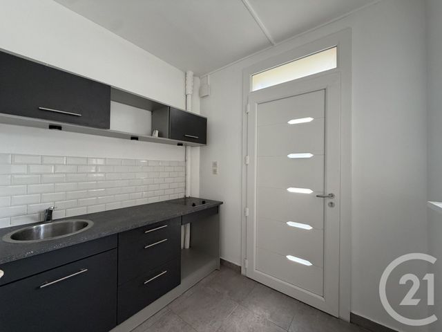 Appartement F2 &agrave; louer - 2 pi&egrave;ces - 37,61 m2 - Livry Gargan - 93 - ILE-DE-FRANCE