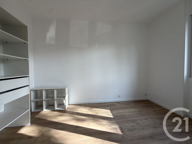 Appartement F2 &agrave; louer - 2 pi&egrave;ces - 37,61 m2 - Livry Gargan - 93 - ILE-DE-FRANCE