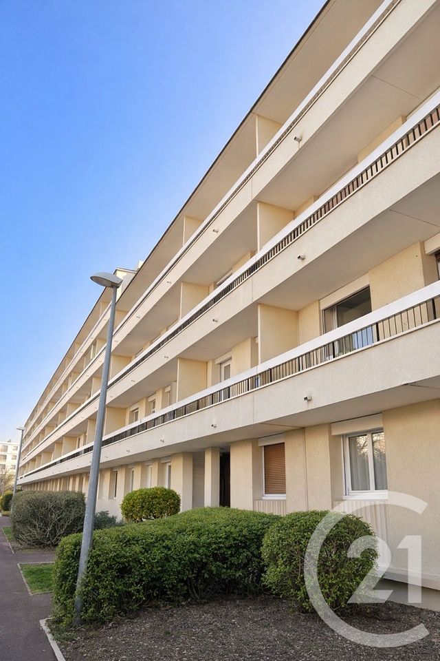 Appartement F4 &agrave; vendre - 4 pi&egrave;ces - 80,21 m2 - Livry Gargan - 93 - ILE-DE-FRANCE