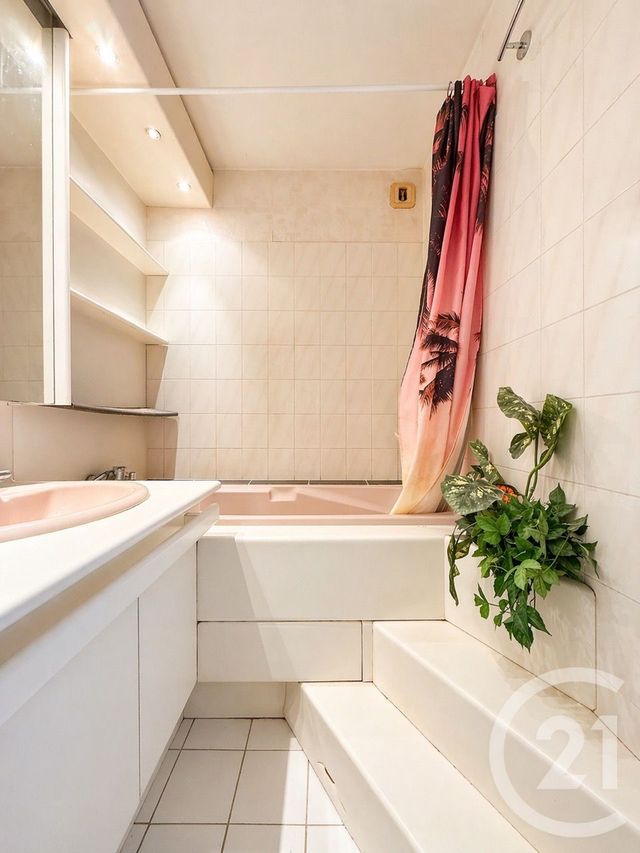 Appartement Duplex &agrave; vendre - 4 pi&egrave;ces - 80,22 m2 - Livry Gargan - 93 - ILE-DE-FRANCE