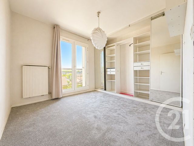 Appartement Duplex &agrave; vendre - 4 pi&egrave;ces - 80,22 m2 - Livry Gargan - 93 - ILE-DE-FRANCE