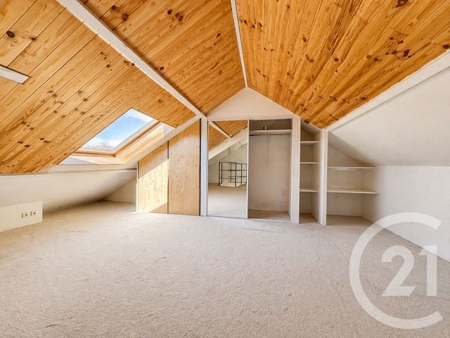 Appartement Duplex &agrave; vendre - 4 pi&egrave;ces - 80,22 m2 - Livry Gargan - 93 - ILE-DE-FRANCE