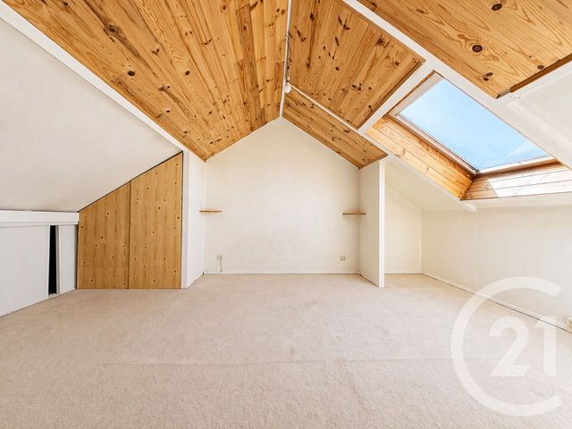 Appartement Duplex &agrave; vendre - 4 pi&egrave;ces - 80,22 m2 - Livry Gargan - 93 - ILE-DE-FRANCE