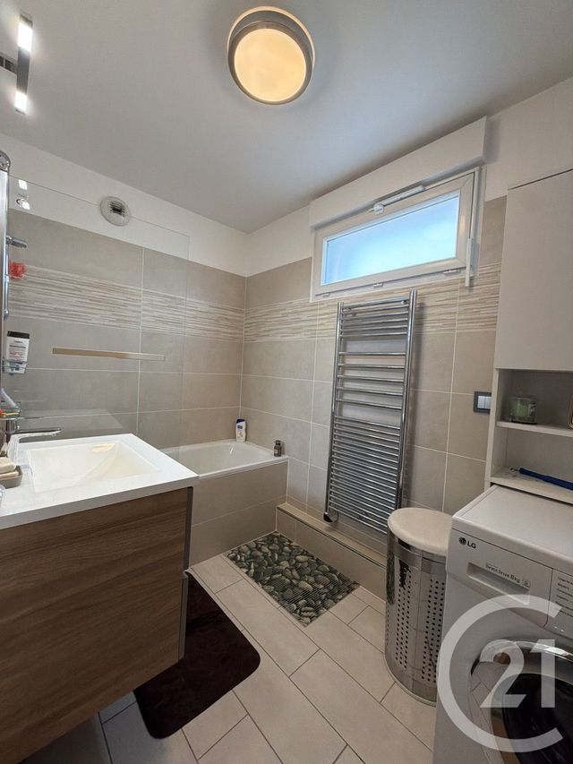 Appartement F3 &agrave; louer - 3 pi&egrave;ces - 67 m2 - Livry Gargan - 93 - ILE-DE-FRANCE