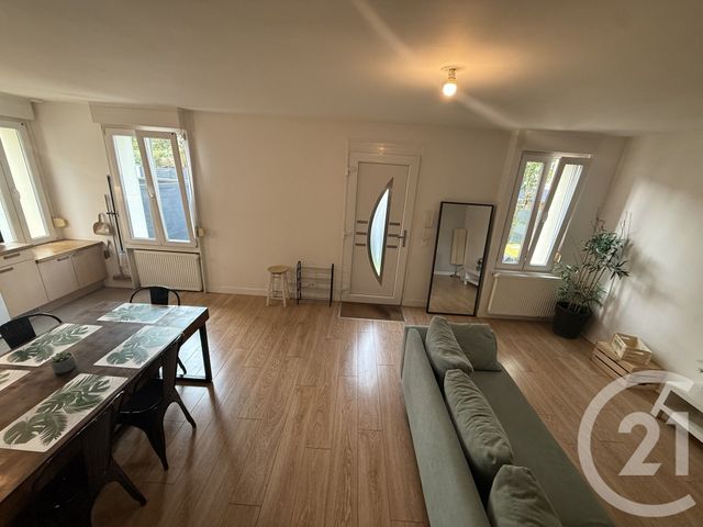 Maison &agrave; louer - 4 pi&egrave;ces - 75 m2 - Villeparisis - 77 - ILE-DE-FRANCE