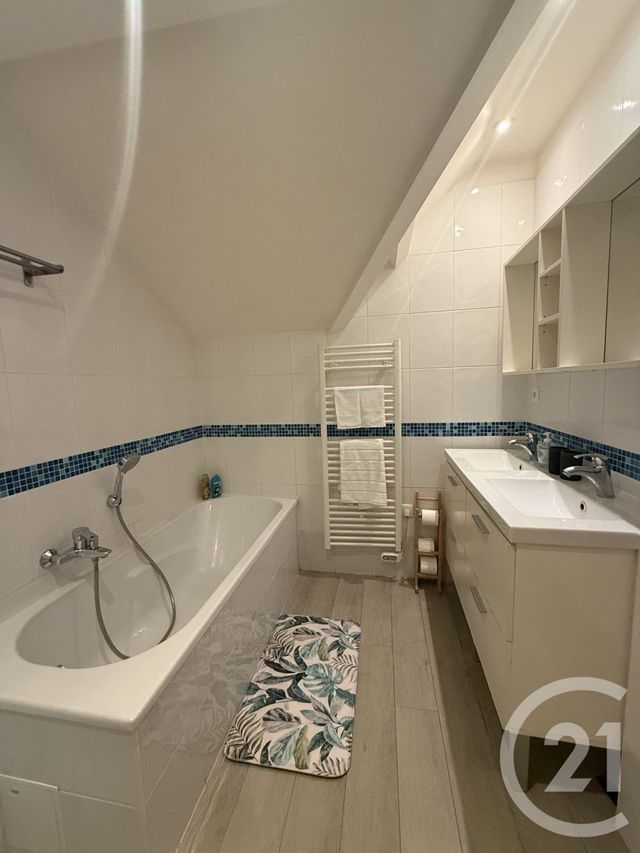 Maison &agrave; louer - 4 pi&egrave;ces - 75 m2 - Villeparisis - 77 - ILE-DE-FRANCE