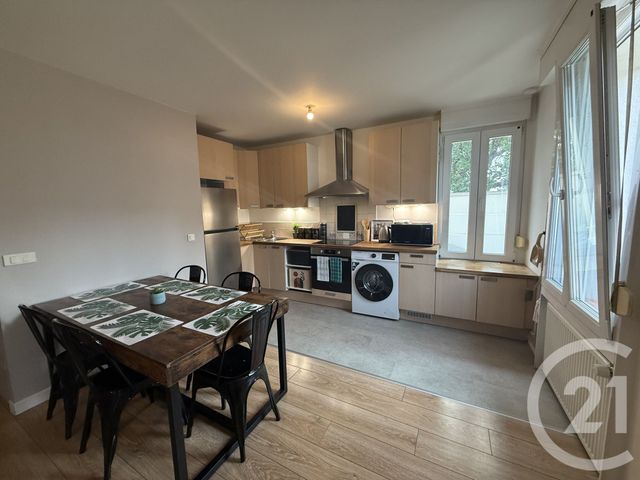 Maison &agrave; louer - 4 pi&egrave;ces - 75 m2 - Villeparisis - 77 - ILE-DE-FRANCE