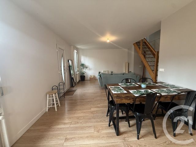 Maison &agrave; louer - 4 pi&egrave;ces - 75 m2 - Villeparisis - 77 - ILE-DE-FRANCE