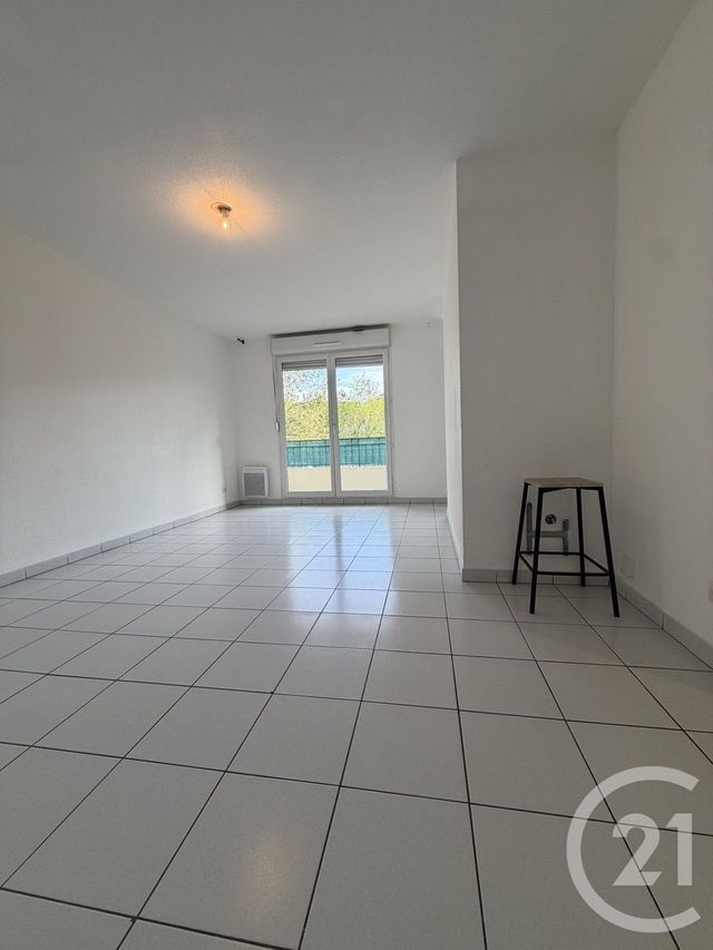 Appartement F2 &agrave; louer - 2 pi&egrave;ces - 45,73 m2 - Dugny - 93 - ILE-DE-FRANCE