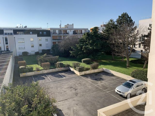 Appartement F3 &agrave; louer - 3 pi&egrave;ces - 71,65 m2 - Livry Gargan - 93 - ILE-DE-FRANCE