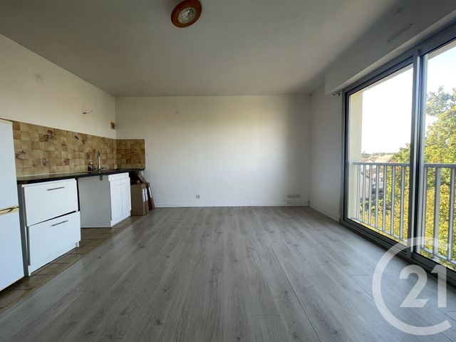 Appartement F1 &agrave; louer - 1 pi&egrave;ce - 27,12 m2 - Villeparisis - 77 - ILE-DE-FRANCE
