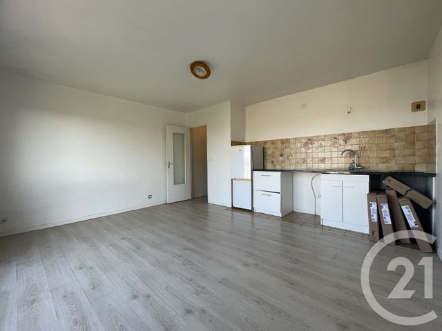 Appartement F1 &agrave; louer - 1 pi&egrave;ce - 27,12 m2 - Villeparisis - 77 - ILE-DE-FRANCE