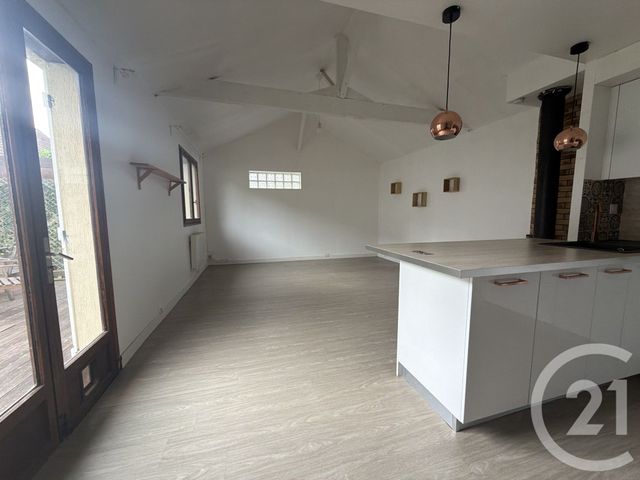 Maison &agrave; louer - 3 pi&egrave;ces - 58,02 m2 - Villeparisis - 77 - ILE-DE-FRANCE