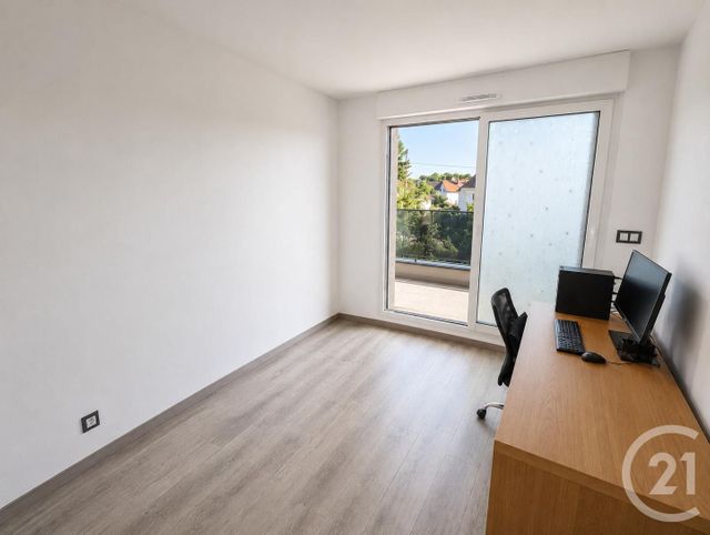 Appartement F3 &agrave; vendre - 3 pi&egrave;ces - 68,71 m2 - Livry Gargan - 93 - ILE-DE-FRANCE
