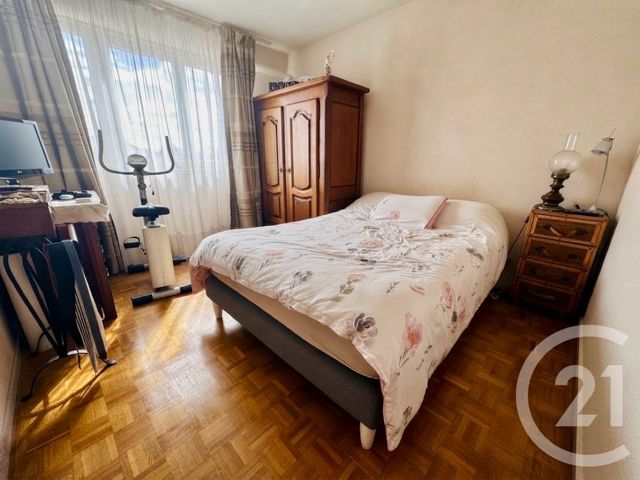 Appartement F4 &agrave; vendre - 4 pi&egrave;ces - 75 m2 - Livry Gargan - 93 - ILE-DE-FRANCE