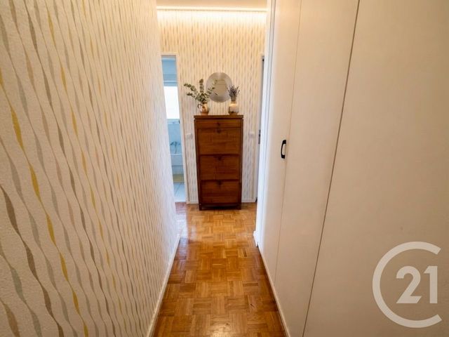 Appartement F4 &agrave; vendre - 4 pi&egrave;ces - 75 m2 - Livry Gargan - 93 - ILE-DE-FRANCE