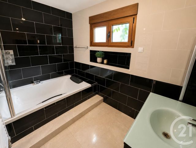 Maison &agrave; vendre - 7 pi&egrave;ces - 138,33 m2 - Livry Gargan - 93 - ILE-DE-FRANCE