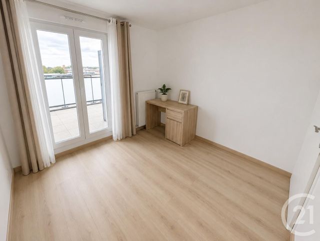 Appartement &agrave; vendre - 4 pi&egrave;ces - 69 m2 - Livry Gargan - 93 - ILE-DE-FRANCE