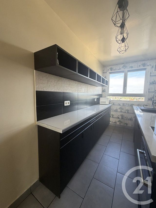 Appartement F3 &agrave; louer - 3 pi&egrave;ces - 62,20 m2 - Livry Gargan - 93 - ILE-DE-FRANCE