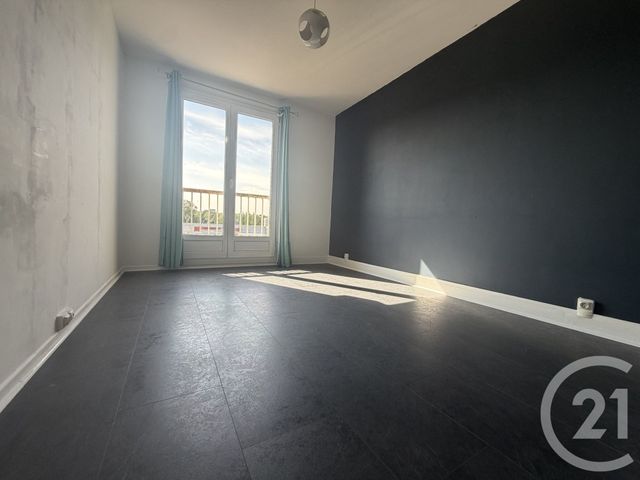 Appartement F3 &agrave; louer - 3 pi&egrave;ces - 62,20 m2 - Livry Gargan - 93 - ILE-DE-FRANCE