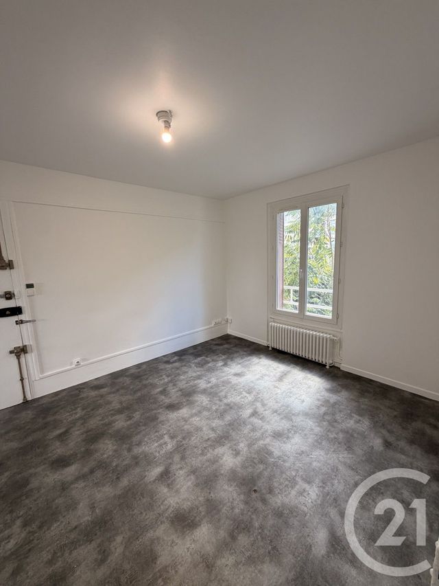 Appartement F2 &agrave; louer - 2 pi&egrave;ces - 35,70 m2 - Livry Gargan - 93 - ILE-DE-FRANCE