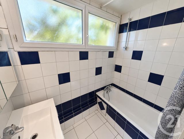 Appartement &agrave; vendre - 2 pi&egrave;ces - 54,21 m2 - Livry Gargan - 93 - ILE-DE-FRANCE