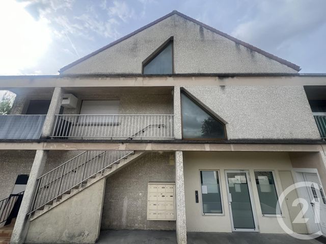 Appartement F1 &agrave; louer - 1 pi&egrave;ce - 34 m2 - Coubron - 93 - ILE-DE-FRANCE