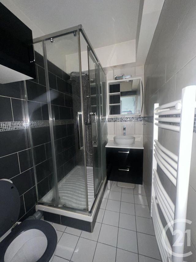 Appartement F1 &agrave; louer - 1 pi&egrave;ce - 34 m2 - Coubron - 93 - ILE-DE-FRANCE