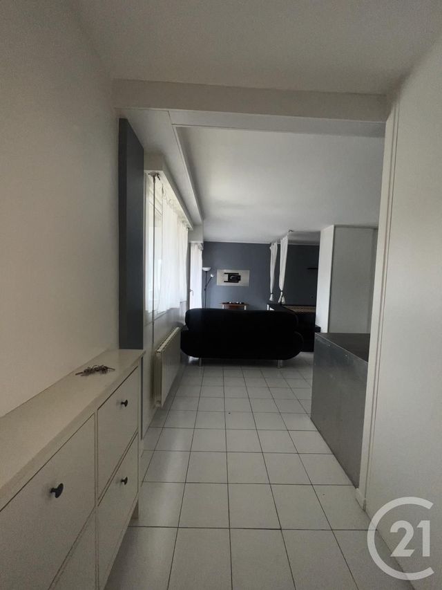 Appartement F1 &agrave; louer - 1 pi&egrave;ce - 34 m2 - Coubron - 93 - ILE-DE-FRANCE