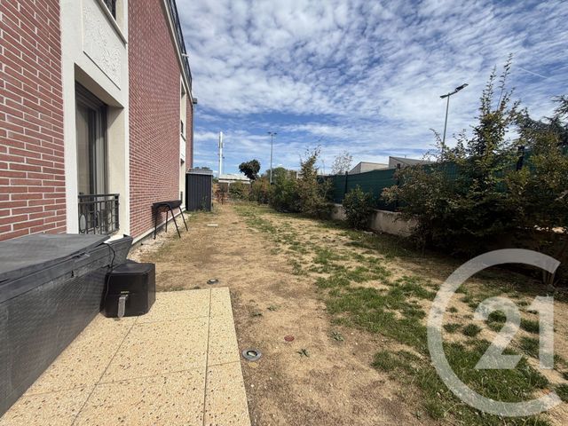 Appartement F4 &agrave; louer - 4 pi&egrave;ces - 81,90 m2 - Montfermeil - 93 - ILE-DE-FRANCE