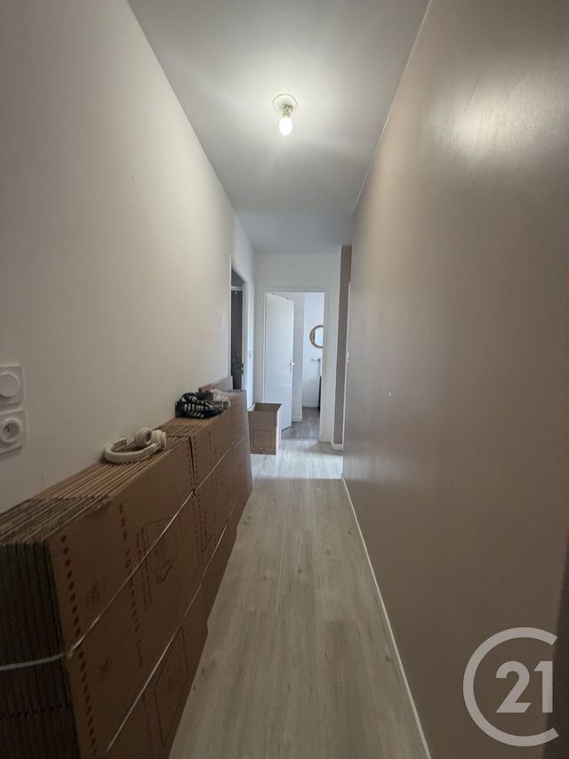 Appartement F4 &agrave; louer - 4 pi&egrave;ces - 81,90 m2 - Montfermeil - 93 - ILE-DE-FRANCE